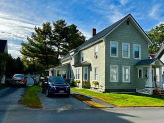 72 Oak St, Old Town, ME 04468