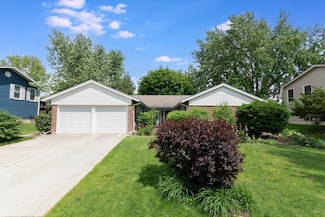 193 Euclid Ave, Bloomingdale, IL 60108