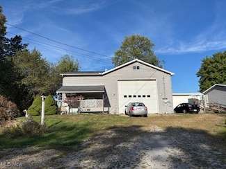 4187 Avalon Rd NW, Carrollton, OH 44615