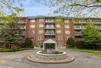 6980 W Touhy Ave Unit 201, Niles, IL 60714