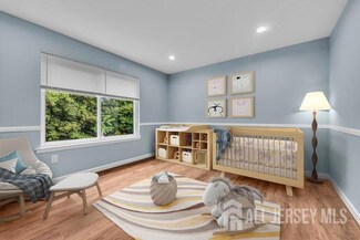 54 Dogwood Ct Unit 112, Jamesburg, NJ 08831