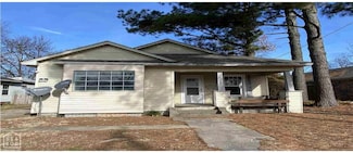 1308 W Huntington Ave, Jonesboro, AR 72401