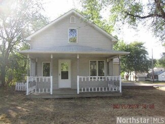 1395 4th Ave, Newport, MN 55055