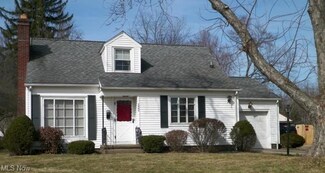 2005 Lorena Ave, Akron, OH 44313