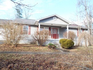 1224 Franklin Loop, Clarkrange, TN 38553