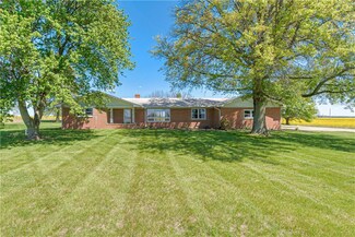 3968 E 700 N, Whiteland, IN 46184