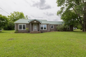 2118 Sartain Rd, Mineral Wells, TX 76067
