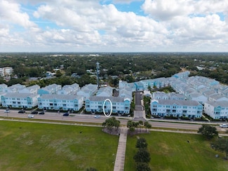 389 Gowdy Rd, Sarasota, FL 34237