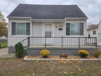 4506 Syracuse St, Dearborn Heights, MI 48125