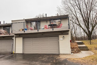 4463 Arden View Ct, New Brighton, MN 55112