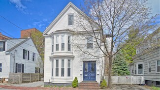 11 Russell St, Portland, ME 04102