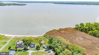 40 Lower Beach Dr, North East, MD 21901