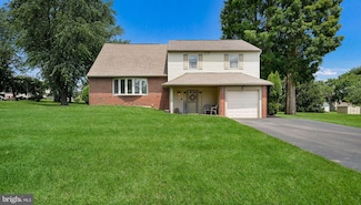751 Ridge Ln, Warminster, PA 18974
