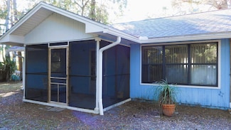 144 21st Ave, Apalachicola, FL 32320