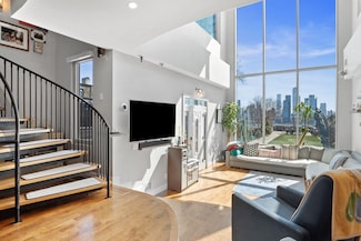 438 Gregory Ave, Weehawken, NJ 07086