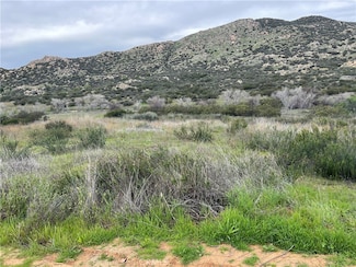 25 Los Altos, Hemet, CA 92536