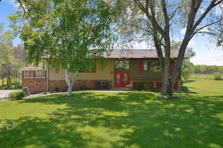 1071 89th Ave, Roberts, WI 54023