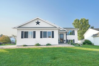 716 4th St NE, Byron, MN 55920