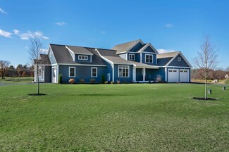 1 Hampton Ln, Hudson, NH 03051