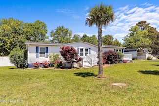 121 Kevin Ct, Beaufort, NC 28516