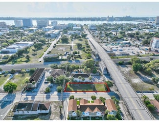 1306 Henrietta Ave, West Palm Beach, FL 33401