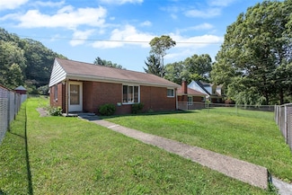 2605 Marion St, Aliquippa, PA 15001