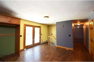 51 Winfield St, East Freetown, MA 02717