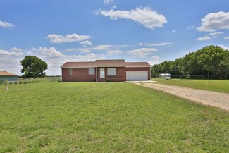 817 E 140th Ave N, Peck, KS 67120