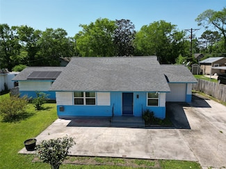 106 Jordan Ave, Cleveland, TX 77327