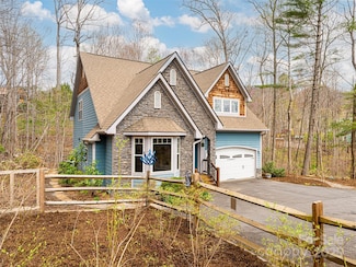 17 Bohemian Ln, Asheville, NC 28805