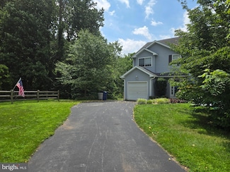 506 Thomas Cir, Coatesville, PA 19320