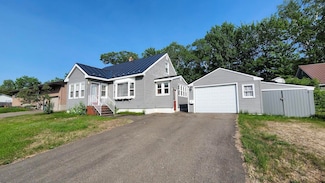 177 Ohio St, Millinocket, ME 04462