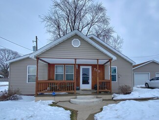 700 S South St, Brookston, IN 47923