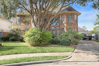 1510 Pine Creek Dr, Pearland, TX 77581