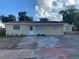 6420 Washington St, Hollywood, FL 33023