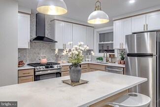 66 Scrapetown Rd, Pemberton, NJ 08068