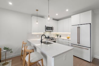 100 Lincoln St Unit 307, Boston, MA 02135