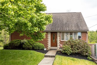 647 Regency Dr, Pittsburgh, PA 15239