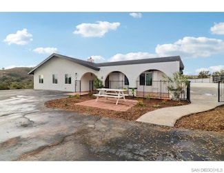 4667 La Canada Rd, Fallbrook, CA 92028