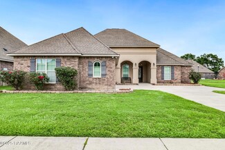 123 Angel Rock Ln, Broussard, LA 70518