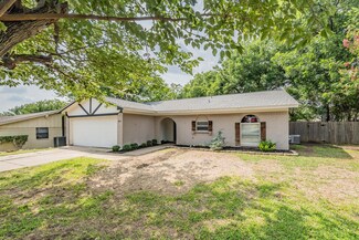 907 Wabash Ct, Arlington, TX 76014