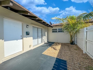 1500 Forest Hill Blvd Unit 5, West Palm Beach, FL 33406