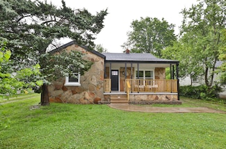 2629 W College St, Springfield, MO 65806