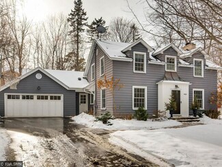 19035 Azure Rd, Wayzata, MN 55391