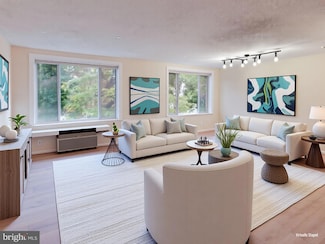 1730 Arlington Blvd Unit 406, Arlington, VA 22209