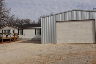 10411 190th St, Lindsay, OK 73052