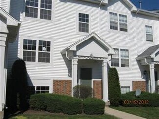 224 Holiday Ln Unit 304, Hainesville, IL 60073