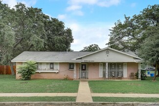 6250 War Lodge Ln, San Antonio, TX 78238