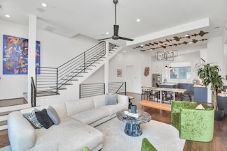 1512 Malone St, Houston, TX 77007