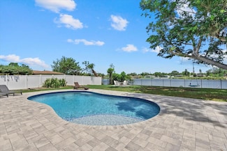 4708 26th Ave W, Bradenton, FL 34209
